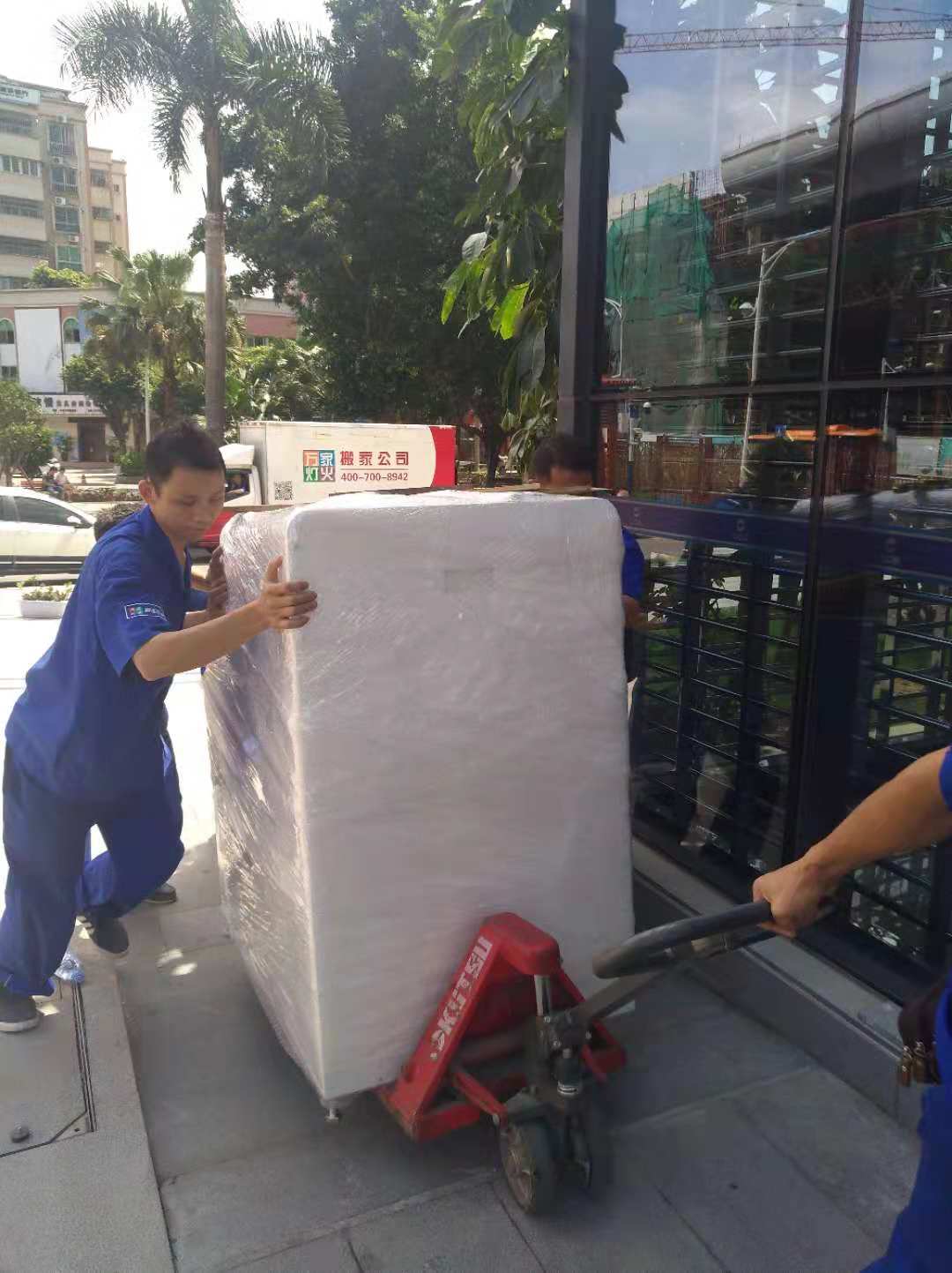 深圳搬家如何收费，组装价格与移动价格费！